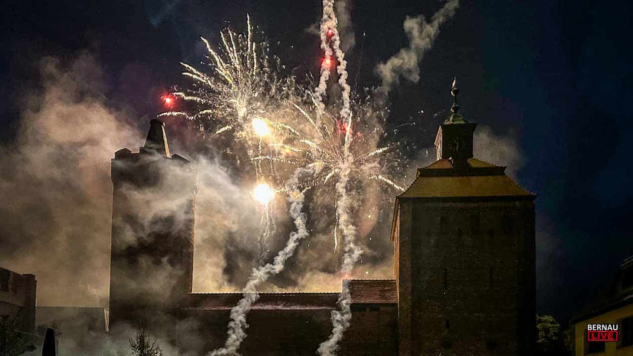 Hussitenfest Bernau: Fackelumzug und Feuerwerk läuten die Nacht ein