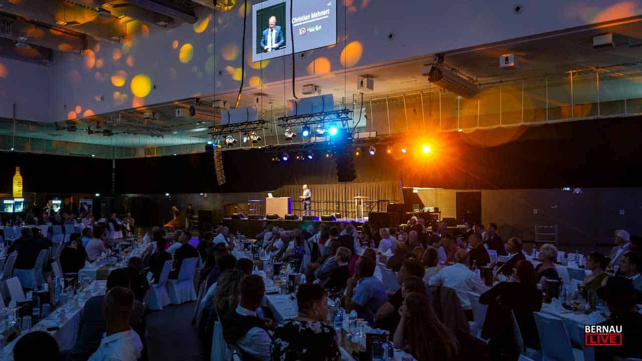 10 Jahre Kreiswerke Barnim: Ein runder Geburtstag in der Sparkassen-Arena Bernau