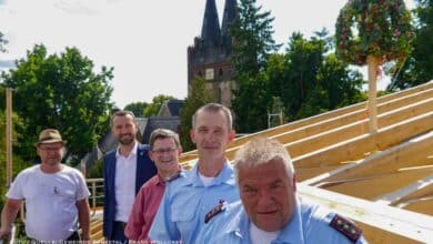Zepernicker Feuerwache wird zukunftsfähig: Richtfest gefeiert