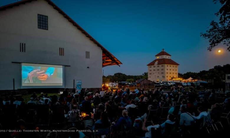 Sternenhimmel, Popcorn und Community-Gefühl: Open Air Kino in Hobrechtsfelde