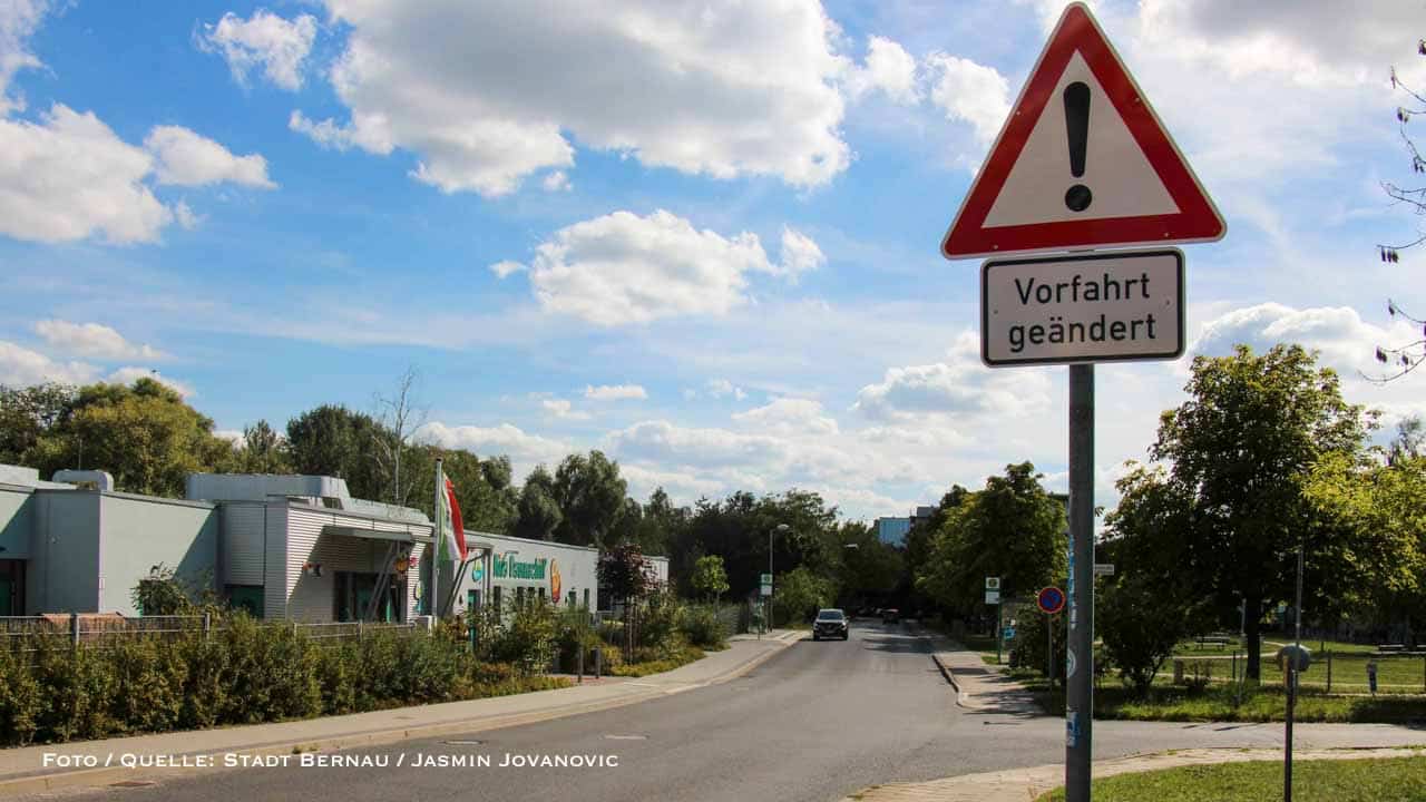 Bernau Süd: Tempo 30 und Rechts vor Links - neue Regeln im Planetenviertel