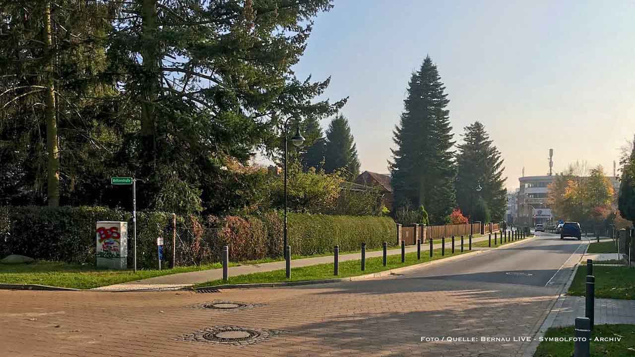 Bernau: Hohe Tempo-Überschreitungen im Bernauer Blumenhag - Verkehrskonzept gefordert