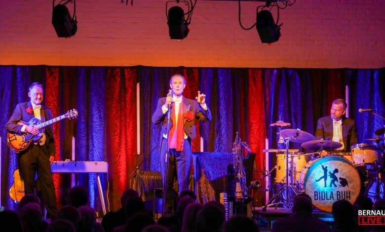 Herbstzauber im Scheinwerferlicht: Der Bernauer Kulturherbst startet in die Saison