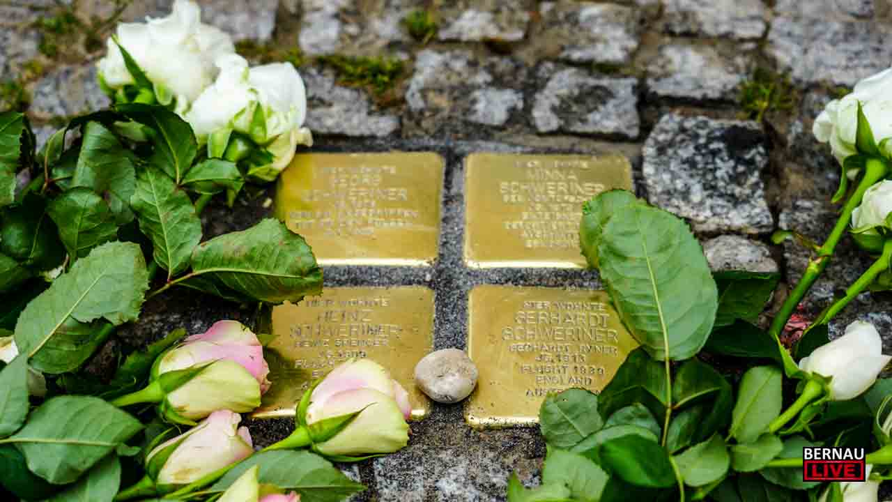 Neue Stolpersteine in Bernau verlegt: Ein weiteres Zeichen gegen das Vergessen