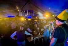 Dirndl, Tanz und Traunsteiner: Bernau blickt auf ein zünftiges 11. Oktoberfest zurück