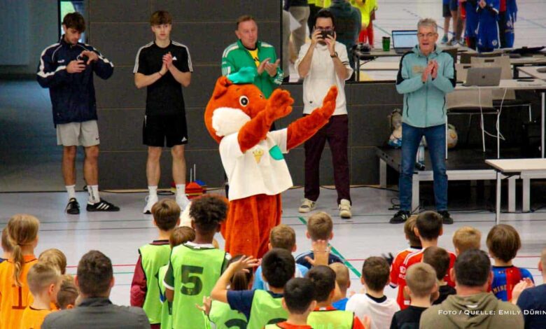 Tore, Spaß, Teamgeist: Premiere für den Barnike-Cup in der Sparkassen-Arena Bernau