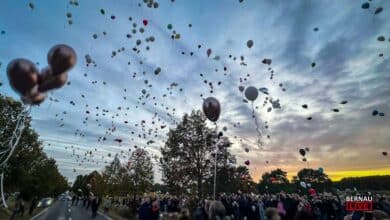 Ein leiser Gruß in den Himmel: Gedenken an der Unfallstelle in Biesenthal